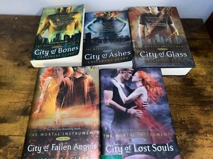 Cassandra Clare THE MORTAL INSTRUMENTS  mixed lot of 5 books #1-5 - Picture 1 of 1