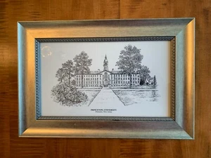 PRINCETON UNIV ANTIQUE NASSAU HALL B&W EGLOMISE DESIGNS 15"x10" SILVER FRAMED  - Picture 1 of 3