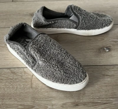 Mad Love / цель женщин размер 9 туфли поскользнуться на мокасины плоскостях серый пушистый - Изображение 1 из 4