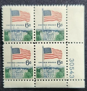 US Scott 1338D - Flag & White House - MNH - 1970 Issue - Plate Block of 4 - Picture 1 of 1