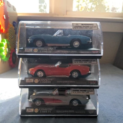 New-Ray City Cruiser Collection Corvette Set of 3 - '57, '67, and '69 - Image 1 of 4