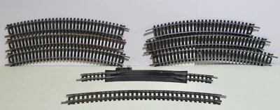 Life-Like 18R Curved Track & Rerailer ( Lot of 8 pieces) - Image 1 of 4
