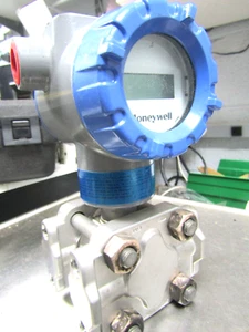 ✌ NEW HONEYWELL PRESSURE TRANSMITTER CAL 0-750 PSI STD720-E1GN1A-1-A-AFB-16S-B-1 - Picture 1 of 8