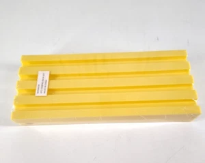 New 2 Piece Domino Holder & Playing Card Stand Sealed - Picture 1 of 6