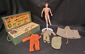 Vintage 1964/65 HASBRO GI JOE Red Painted Hair Action Figure Footlocker Gear 7 - Picture 1 of 22