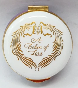 Crummles A Token of Love 1977 Pill Box Hand Decorated - Picture 1 of 5