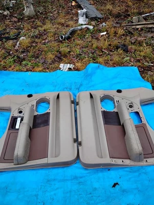 Paneles de puerta delantera Ford Super Duty Excursion F-250 F-350 1999-2007 OEM | W5668 Foto 1 de 2