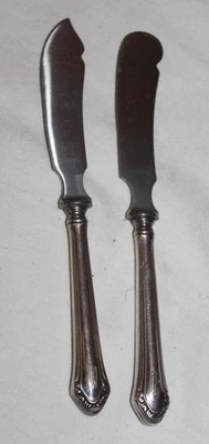 schönes 2-teiliges Besteck Set - Buttermesser & Käsemesser - 90er Auflage - Bild 1 von 4