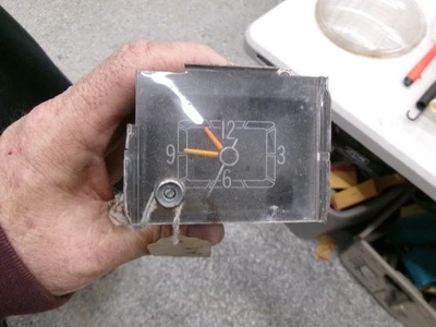Dodge Volare Aspen 1976 reloj necesita reparación Foto 1 de 4