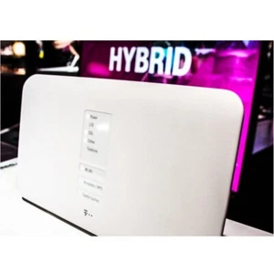 Telekom Speedport Hybrid LTE 1300Mbps 4Port WiFi Wlan DSL Home Wifi Router Modem - Picture 1 of 7