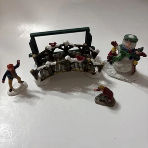 Christmas Scene Display - Bridge With Snowball Fight And Snowman - Picture 1 of 5