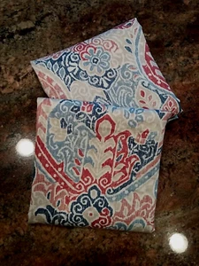 Croft & Barrow Standard Blumen Medaillon Kissenbezüge 20x25" 4 verfügbar - Bild 1 von 7