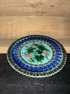 Majolica Plate Cobalt Blue Rim Grapes - Picture 1 of 4