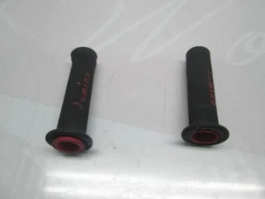 Throttle Control Knob Sleeve Pair Domino Suzuki GSX-R GSXR 1000 2003 2004 - Picture 1 of 3