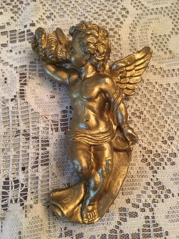 Pretty Vintage Gold Plaster Cherub Angel Wall Hanging w/ Conch Shell Instrument Cover