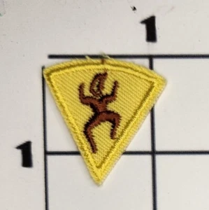 Pensionierte Pfadfinderin Brownie Aufnäher Dreieck gelb Verdienst Vintage Eisen - Bild 1 von 1