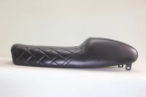 1976 -1977 Suzuki GT500 GT 500 solo single low profile seat saddle CODE: T5190 - Imagen 1 de 7
