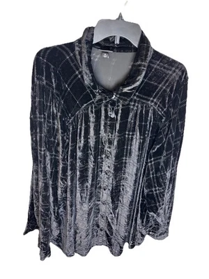 Top túnica Torrid para mujer 5 (5X) negro terciopelo Burnout Madison abotonada Foto 1 de 4