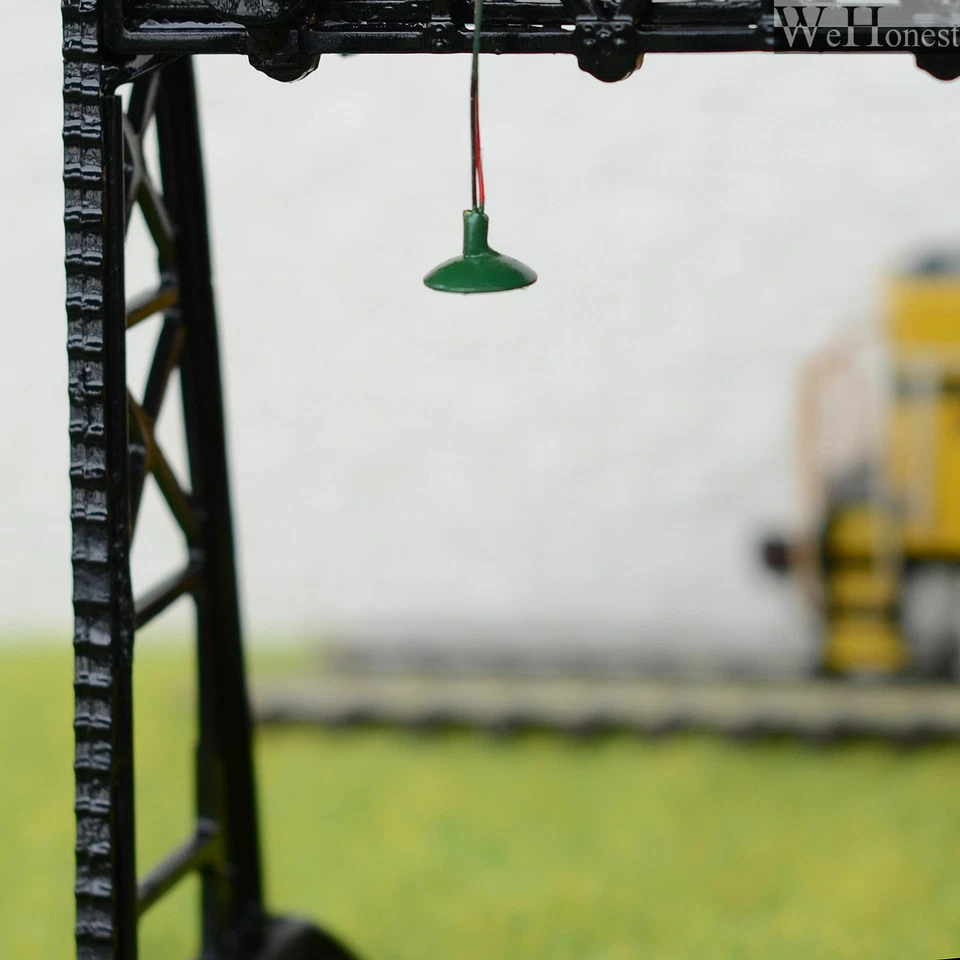 15 x HO Scale LED ceiling lights model chandelier street hanging lamp post R60BG - Image 1 of 1