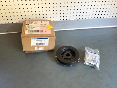 Polea del cigüeñal Ford OEM NOS 8S7Z-6312-A 2001-2011 Ford Ranger 2,3 L XLT Foto 1 de 4