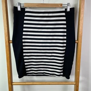 Sportsgirl Pencil Skirt Women Medium Black White Stripe Knit Knee Length Pull On - Picture 1 of 9