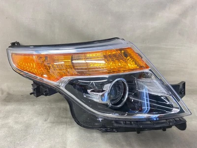 2013 Explorer Head Light with Module Xenon HID Passenger BB5313008AL Limited Foto 1 de 4