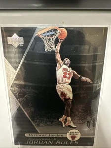 1998 Upper Deck Ovation Jordan Rules#J8 Michael Jordan - Picture 1 of 8