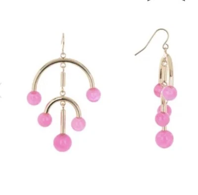 Brincos pendentes lineares modernos de resina Trina Turk US$ 38 JT107 - Imagem 1 de 2