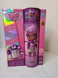 BFF by Cry Babies Phoebe Puppe mit lila Haaren plus Überraschungen - Bild 1 von 10