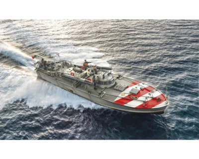 Italeri 5626 M.A.S. 563/568 with crew 1:35 modellismo - Immagine 1 di 4