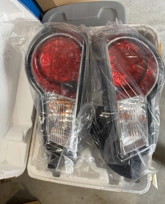 Luces traseras izquierda y derecha, originales OEM Toyota 13-16 Scion FR-S/Subaru BRZ Foto 1 de 4