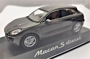 1:43 Porsche Macan S Diesel year 2013 achat gray, Minichamps, WAP0201510E