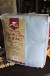 Vtg Cannon 100% Acrylic Blanket Full & Twin Size 72" by 90" N)S Satin Binding - Picture 1 of 7