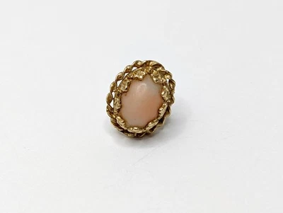 Pendiente único vintage de oro amarillo de 14 quilates con borde de cuerda de coral rosa - 1,2 g Foto 1 de 4