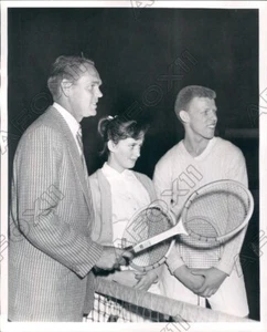1955 Western Indoor Tennis Jack Kramer Nancy Oconnell & Dave Nelson Press Photo - Picture 1 of 2