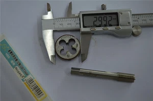 1 Stück Gewindebohrer M10 × 0,5 + 1 Stück Schneideisen M10 × 0,5 M10 rechts - Bild 1 von 3