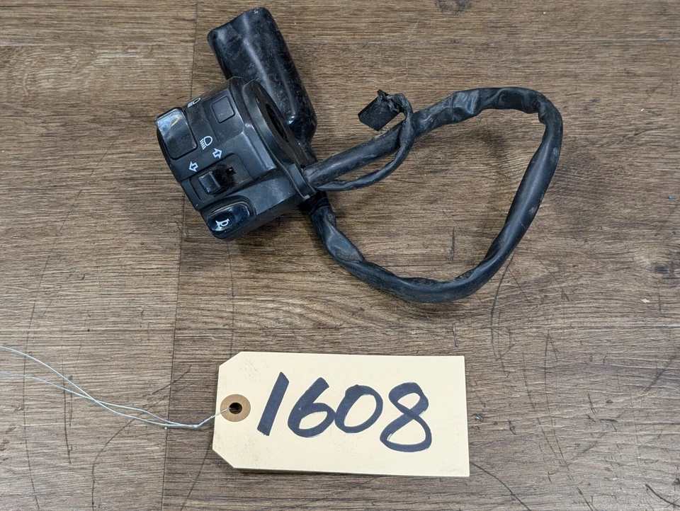 2013-2017 KAWASAKI NINJA 300 EX300 LEFT CONTROL HORN SIGNALS SWITCH - 46091-0407 - Image 1 of 4