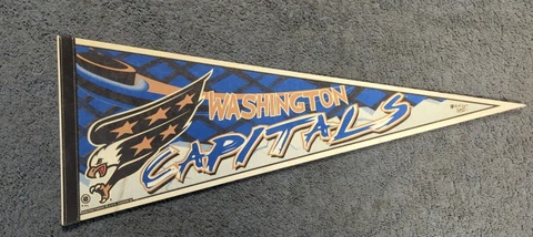 1990 Arena Hung WASHINGTON CAPITALS Full Size Pennant W/Backing Vintage NHL Cover
