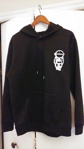 Brandneu schwarz Hoodie Sweatshirt mit Astronauten Emblem Erwachsene Large Fleecefutter - Bild 1 von 3