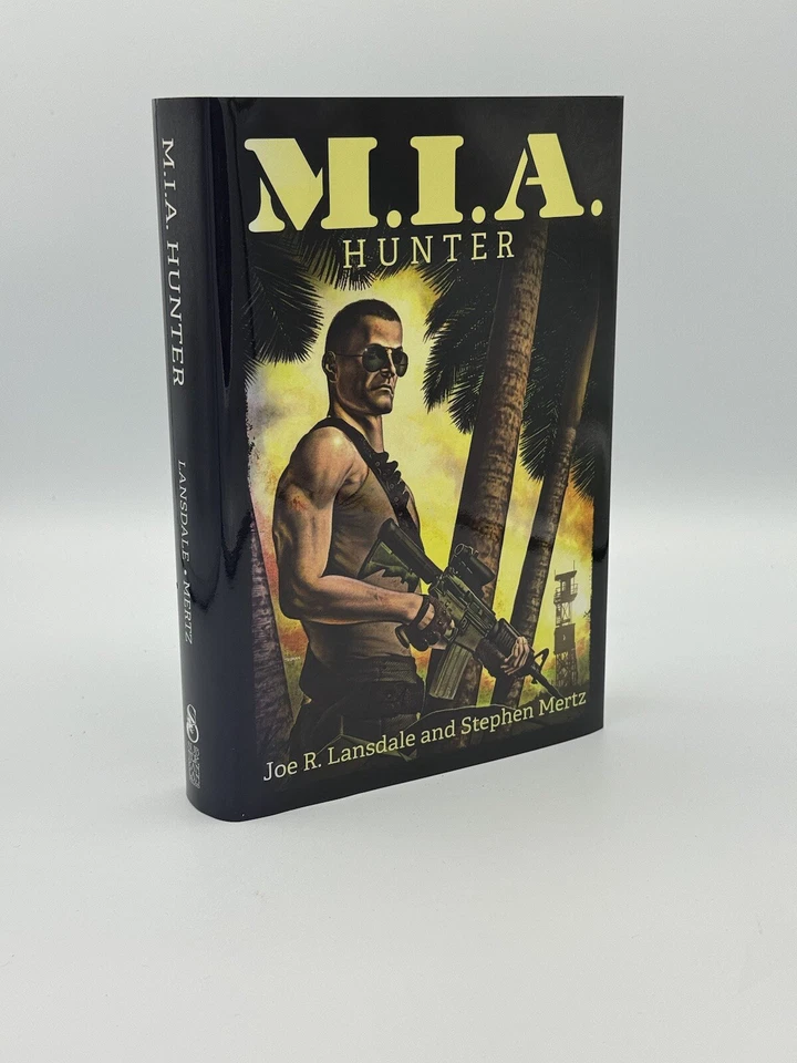 Подписано Ltd. Издание | M.I.A Hunter от Joe R. Lansdale и Stephen Mertz - Изображение 1 из 3