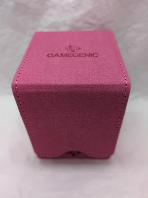 Gamegenic Squire 100+ XL Convertible Pink Deck Box - Image 1 of 4