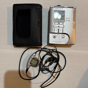 SONY TCD-D100 Professional DAT Walkman Digital Audio Tape Recorder Set Tested - Picture 1 of 15