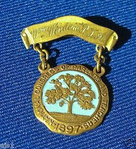 Pin del Congreso Nacional 1897 PTA - Winding Wm [?]/Atrás: "H. C. S./1937-38" - Imagen 1 de 5