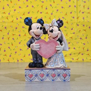 Disney Jim Shore “Two Souls, One Heart” Mickey & Minnie - Foto 1 di 7