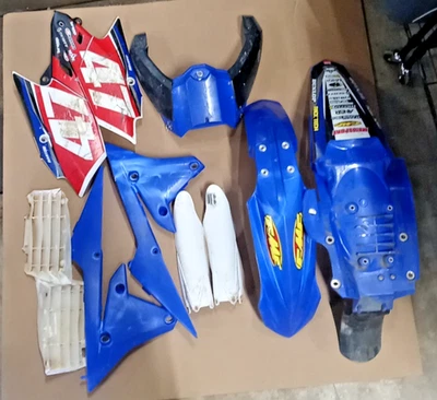 💥 !!️Guardabarros de plástico Yamaha YZ250FX 2018 OEM Foto 1 de 3