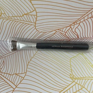i.d. Bare Escentuals bareMinerals Flathead Shadow Brush Brand New & Sealed - Picture 1 of 3