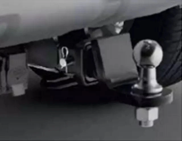 Genuine Jaguar Towing System - Towing Receiver - Nas T4A6273 - Image 1 of 1