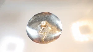 Designer Brosche 925 Silber Gold mit Akoya Zuchtperle  Handarbeit signiert 1980 - Bild 1 von 7