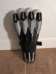Black Panther Hand/Claw w/sound tested and working free shipping read descript - Bild 1 von 3