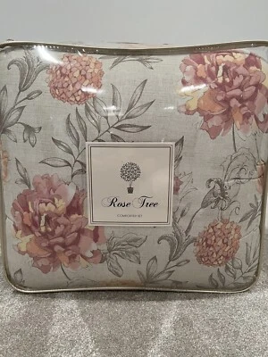 NWT rose tree nadia 4 piece queen comforter set Rare ! - Image 1 of 4